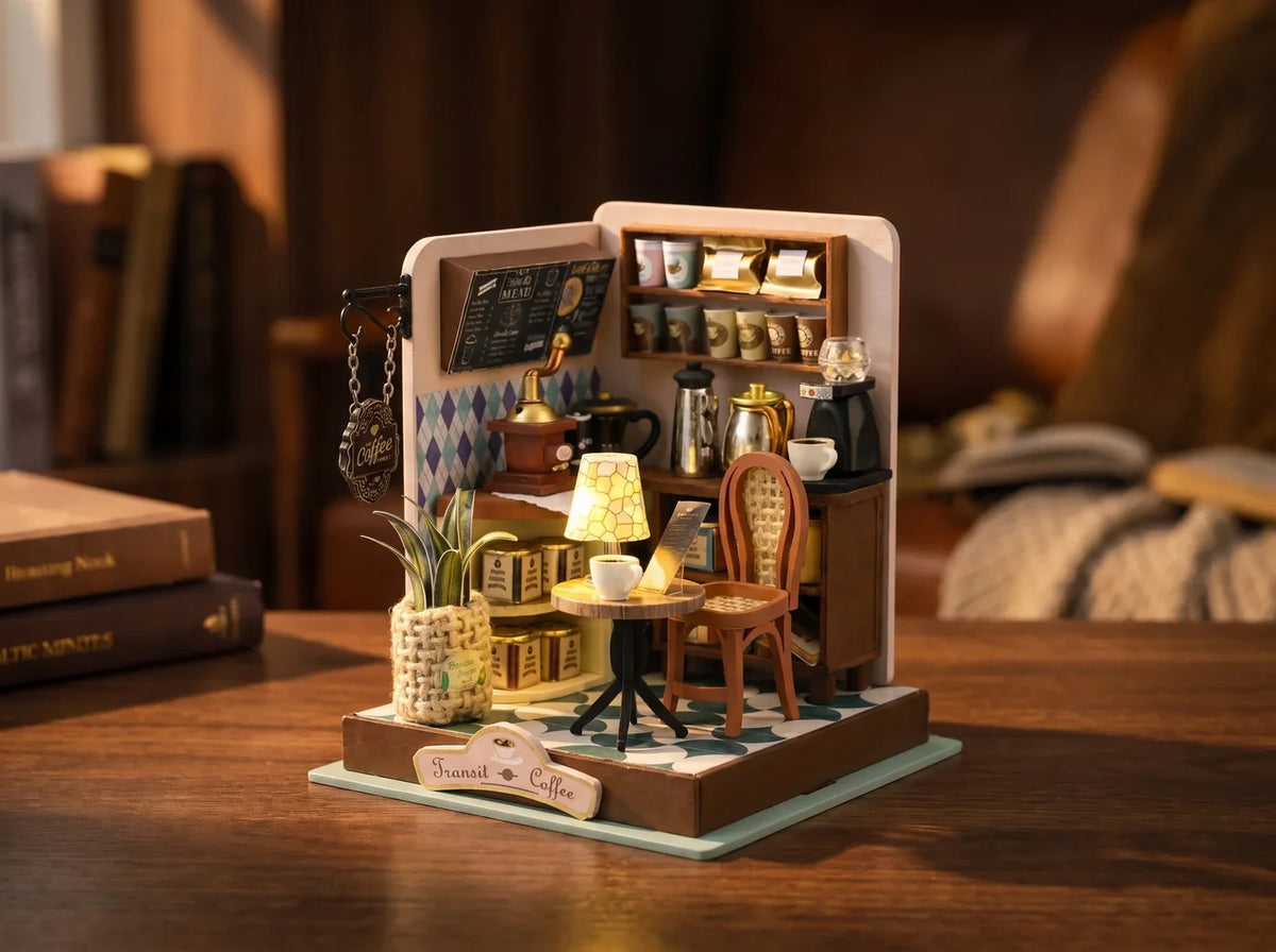 Tiny Rooms miniature kits