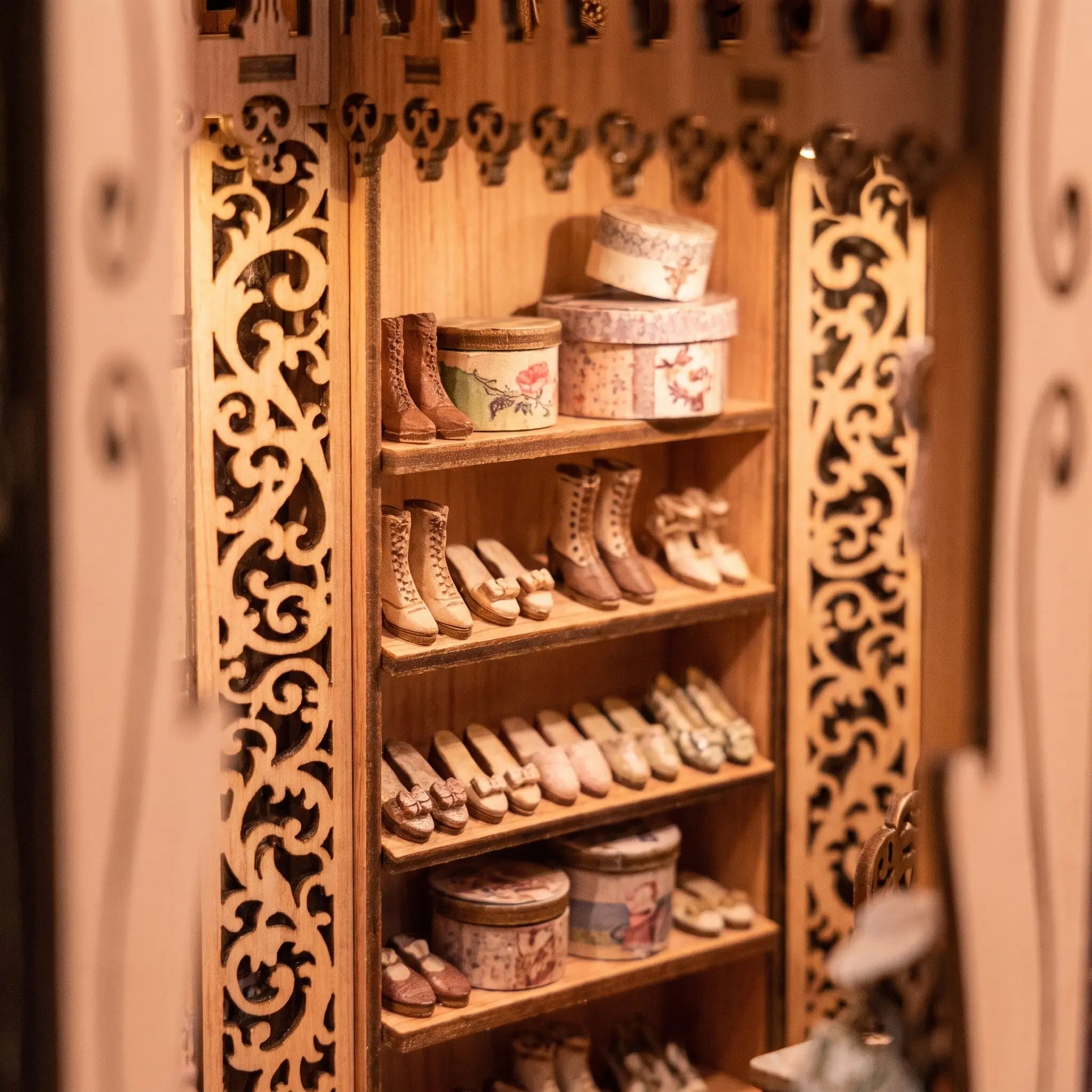 Detail of the shoe shelves and hat boxes in the dressing room