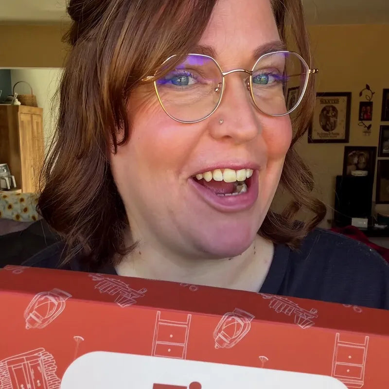 TinyCraft creator with her kit